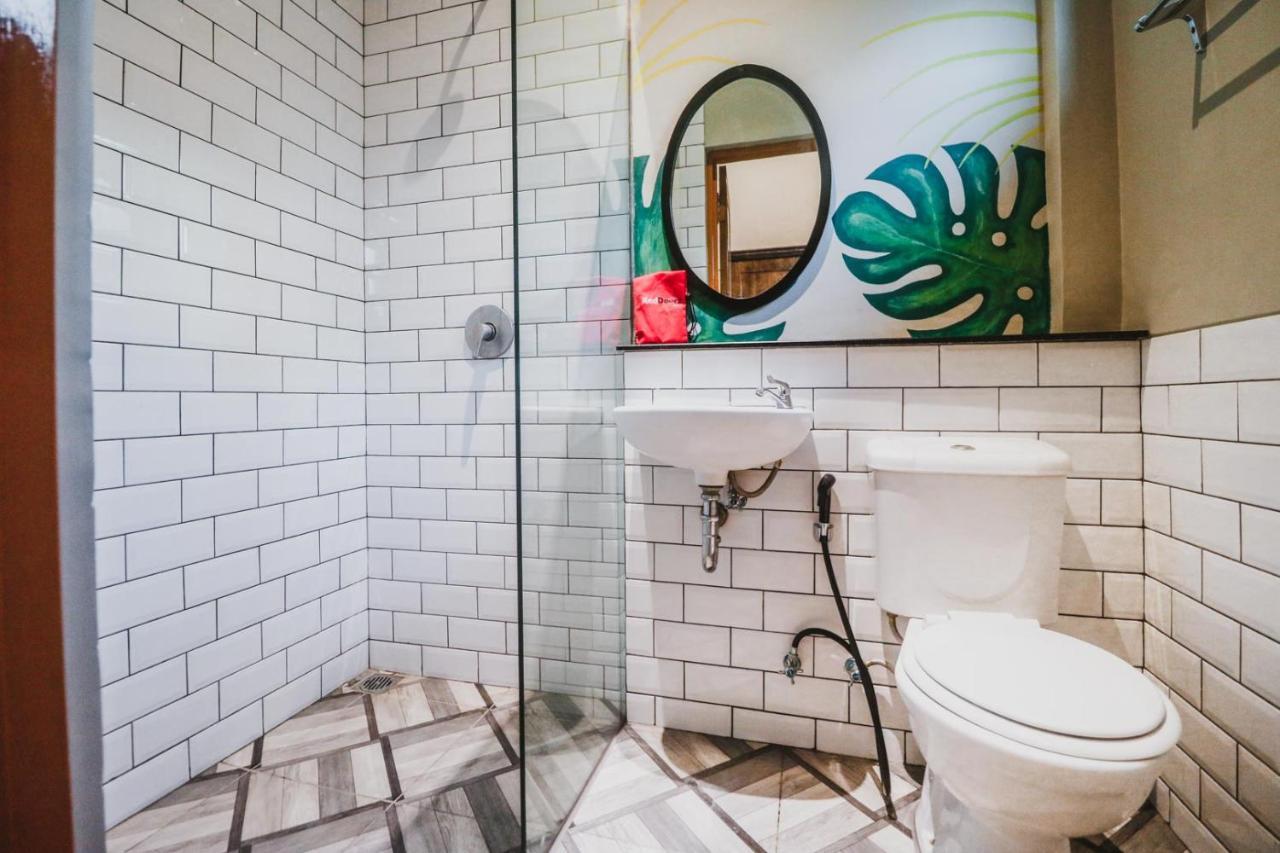 Reddoorz Plus Near Mall Slipi Jaya Dżakarta Zewnętrze zdjęcie